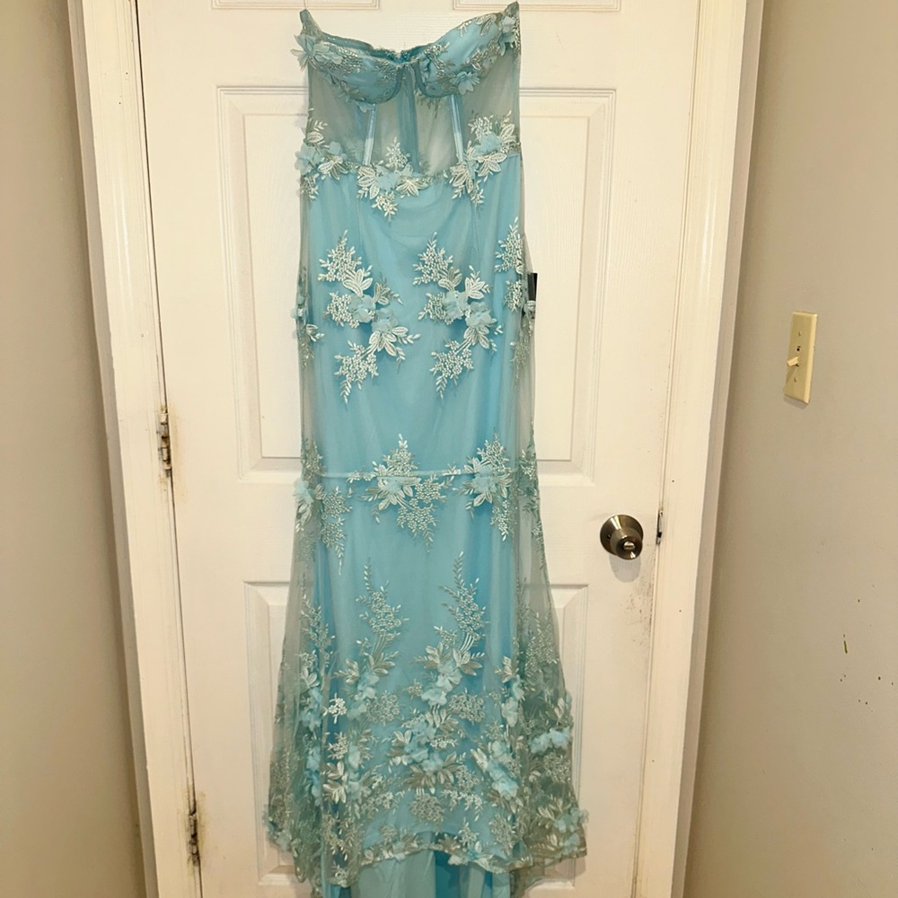 Lulu's Strapless Light Blue Floral Gown